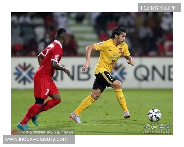 恒大与阿尔阿赫利激战在即谁将赢得这场巅峰对决的荣耀